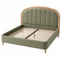 Lit double en tissu vert avec cadre en bois